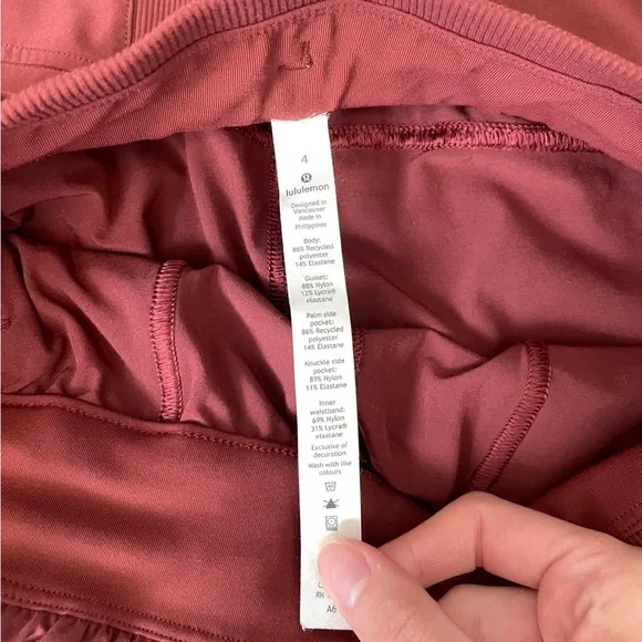 Lululemon Beyond the Studio Crop Savannah - Picture 3 of 5